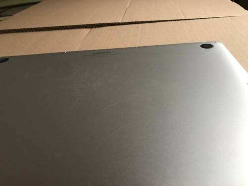2015 Apple MacBook Pro with intel I7 (15-inch, 16GB RAM, 256GB SSD)- Silver